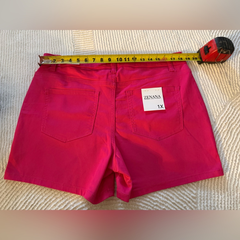 NWT Zenana Outfitters Pink Women's Shorts